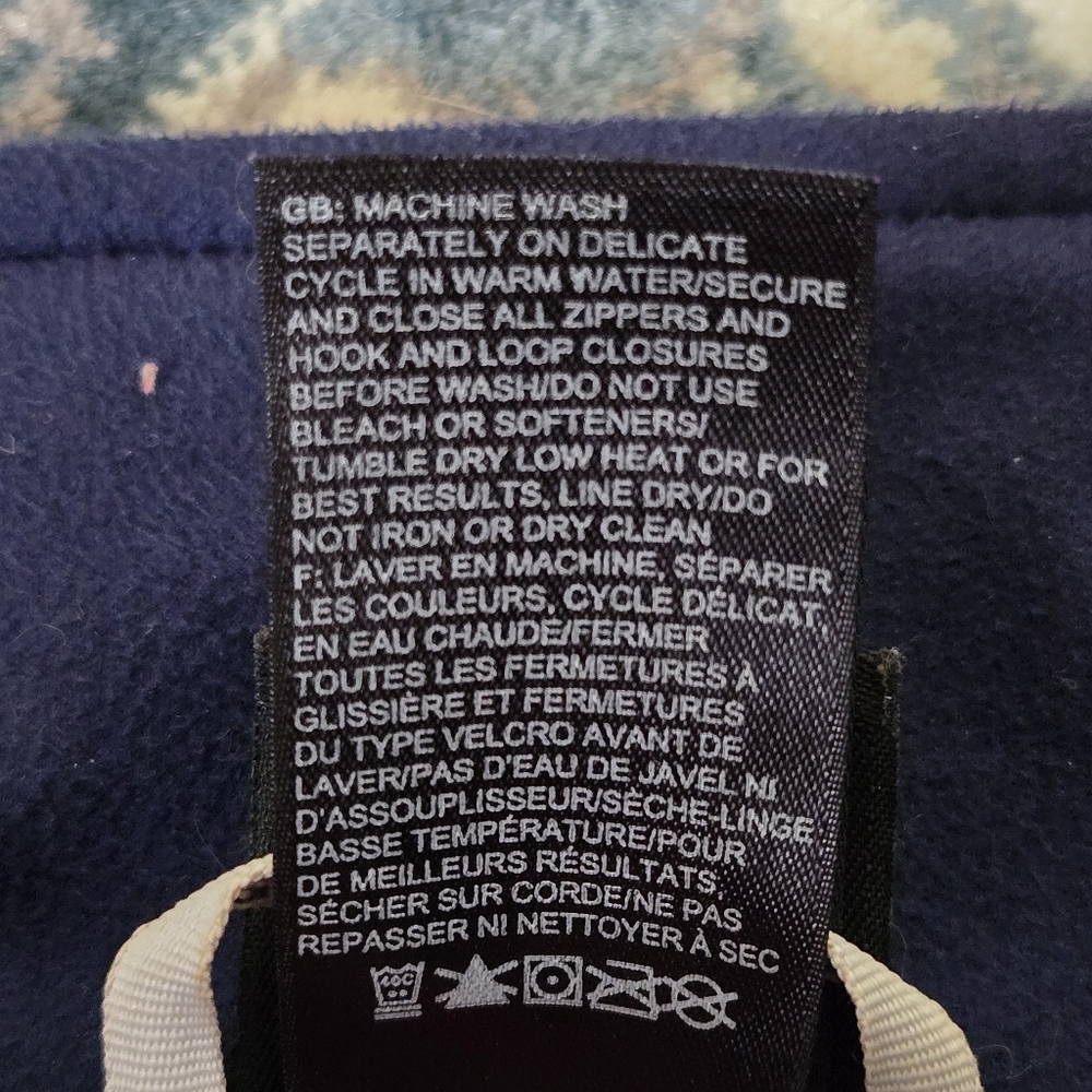 Dark Blue North Face Jacket - Picture 10 of 10